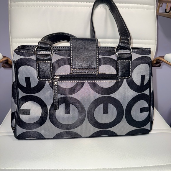 Fashion Bug Black and Gray Satchel Set - Picture 3 of 3